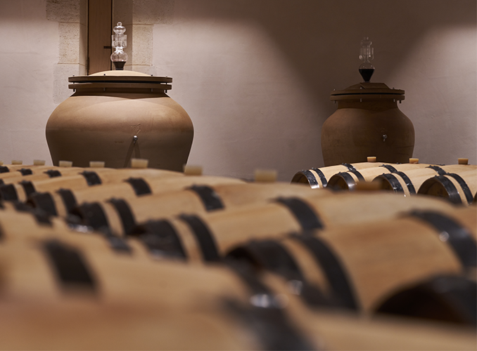 <p>Barrels in the barrel room and amphorae tested experimentally.</p>
